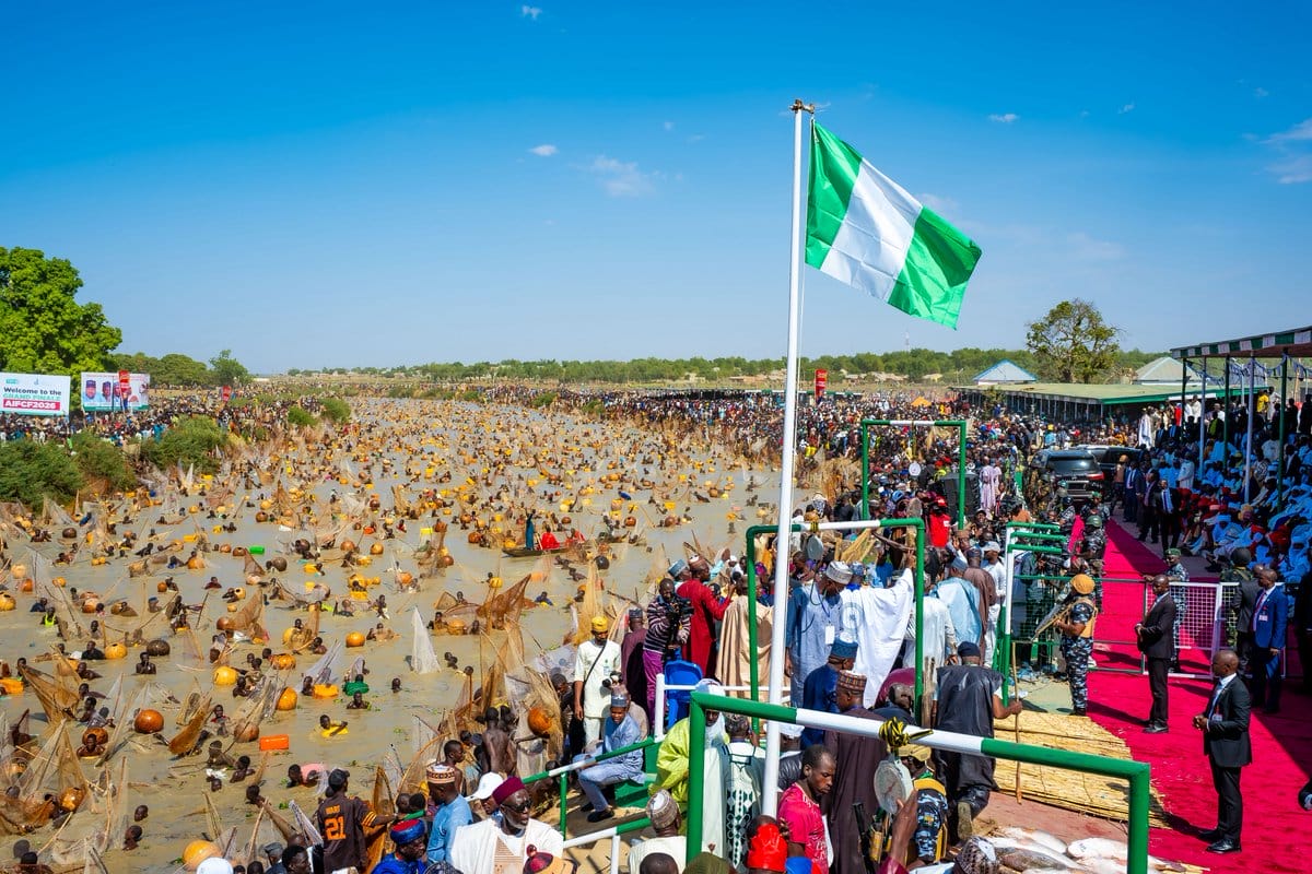 Wani bangare na 'yan kallon bikin Argungu 