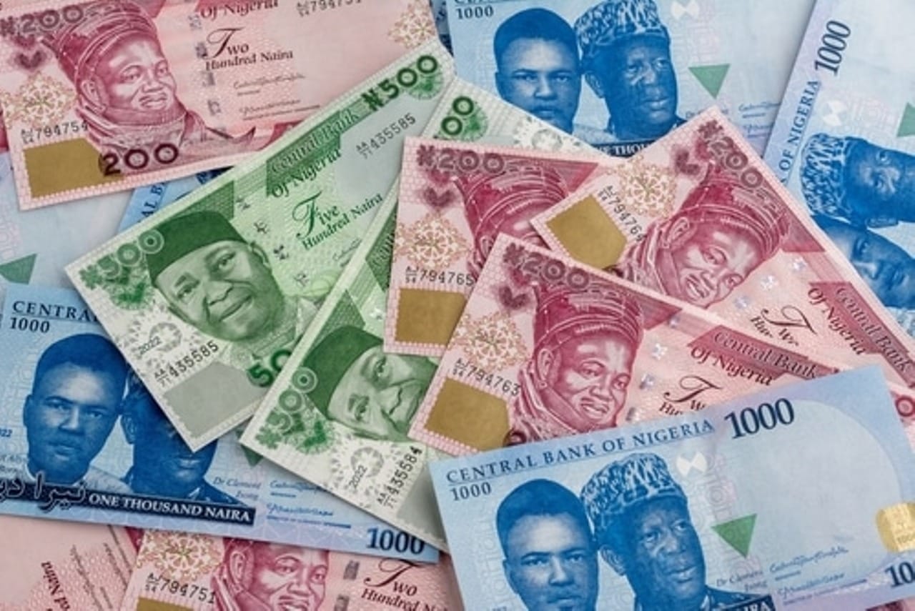 Nigeria 2 takardar kudin Najeriya.